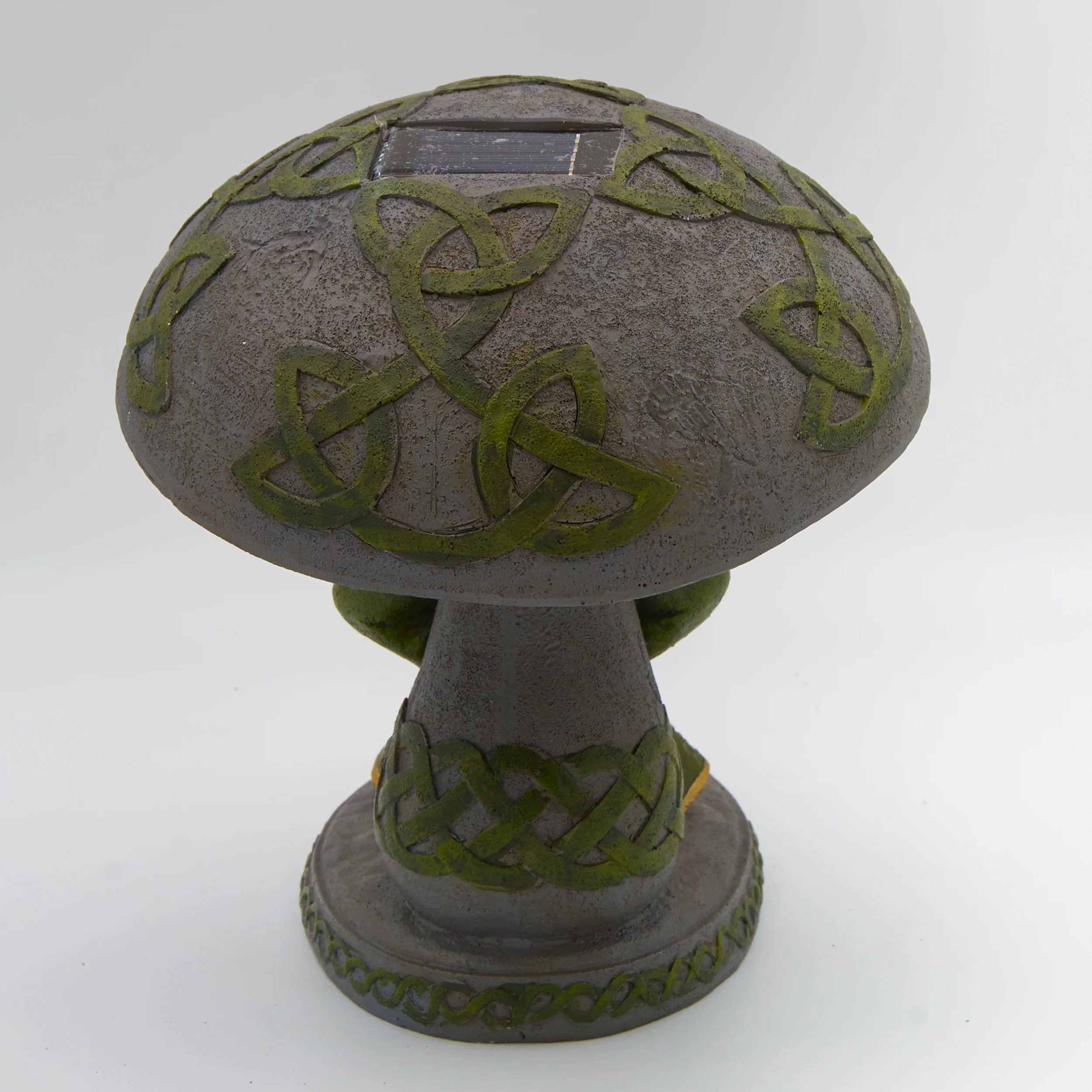 Solar Sleeping Leprechaun Garden Statue - Image 3